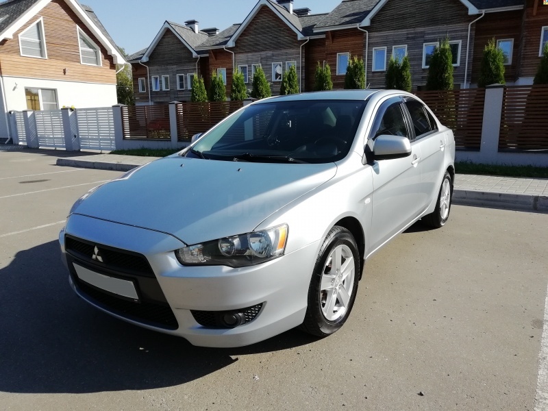 Автовыкуп Mitsubishi Lancer в Москве