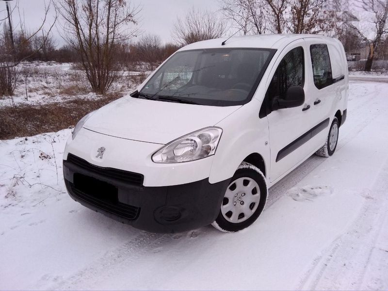 Выкуп авто Peugeot Partner в Москве