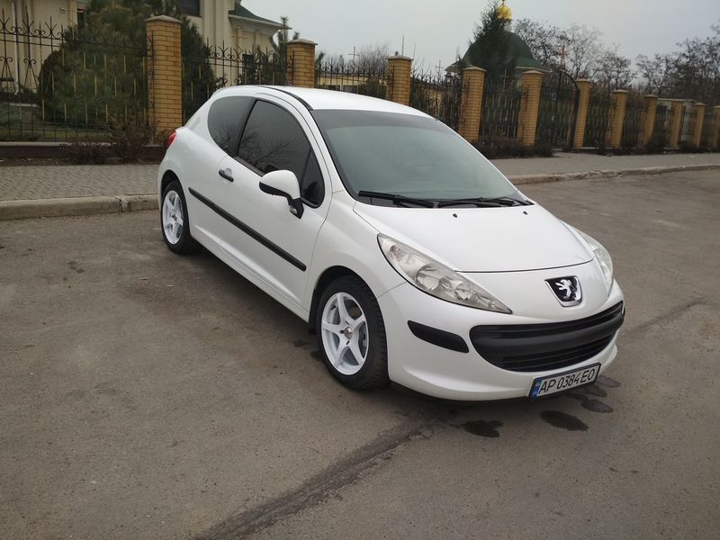 Выкуп авто Peugeot 207  в Москве