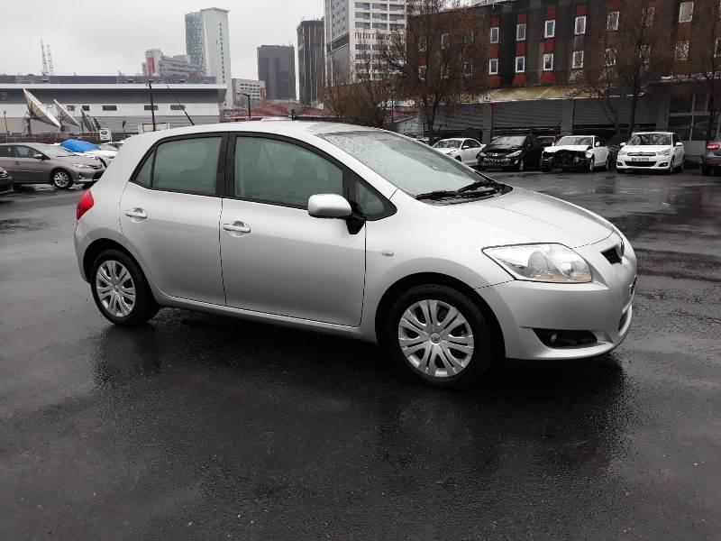 Автовыкуп Toyota Auris в Москве